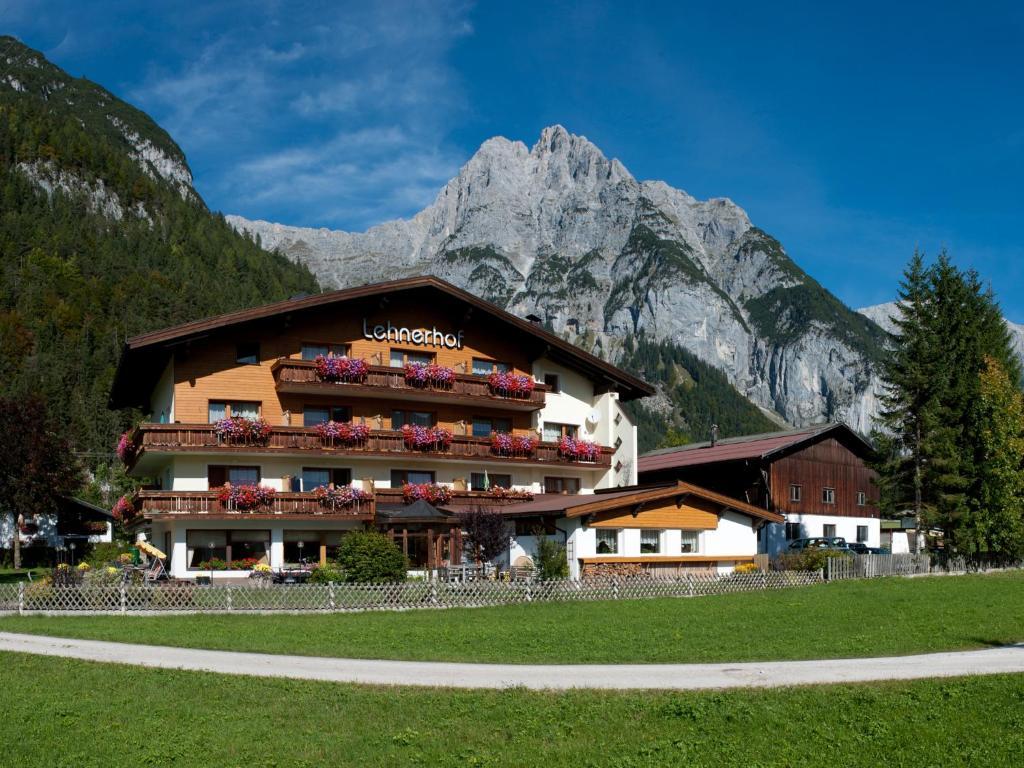 Pension Lehnerhof Leutasch Exteriör bild
